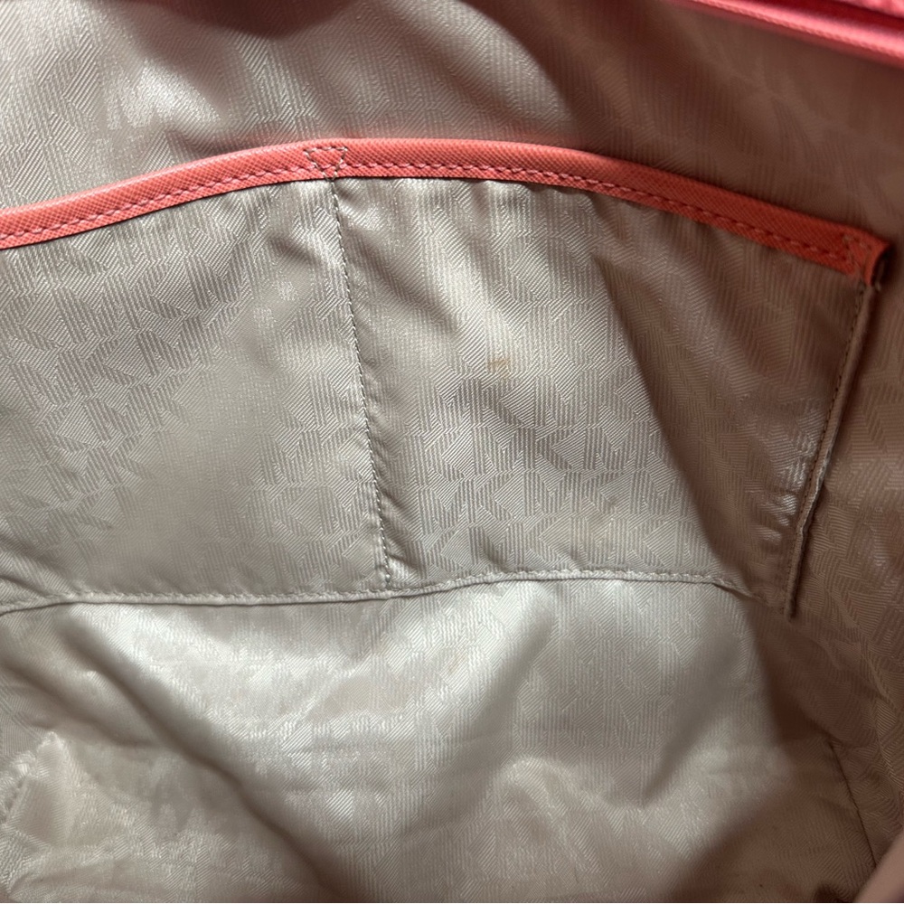 Michael Kors Coral Jet Set Tote Bag EUC - Picture 11 of 16